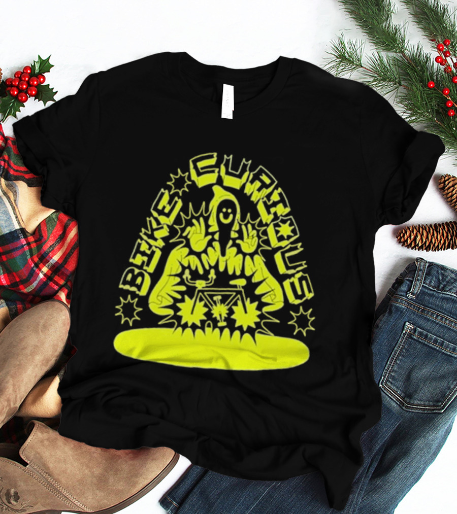 Bike Curious Wizardry Yellow Robe Starburst Biker T-Shirt