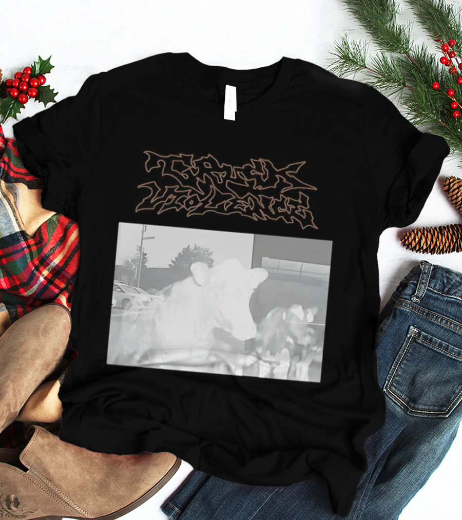 Truck Stop Violence Cow Photo Retro Style Casual Wear T-Shirt