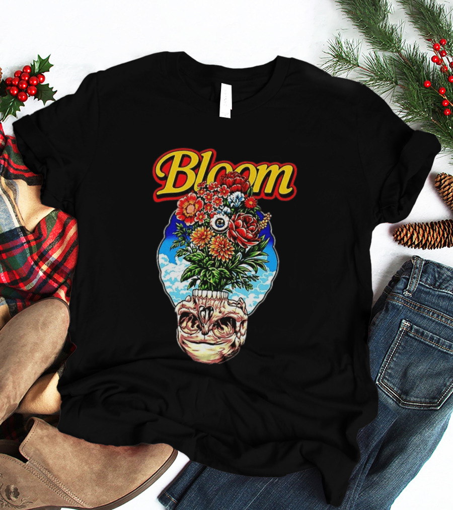 Bloom Skulls And Flowers Summer Classic Vibrant Floral Eyeball T-Shirt