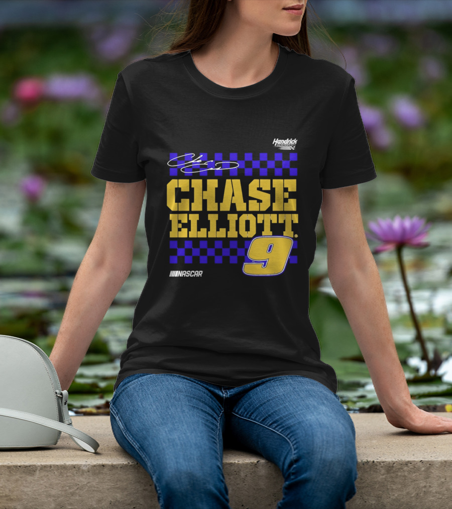 Chase Elliott 9 NASCAR Hendrick Motorsports Vive La Fete Autographed T-Shirt