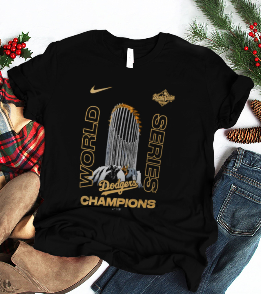 Los Angeles Dodgers Nike 2025 World Series Champions Raise The Trophy T-Shirt