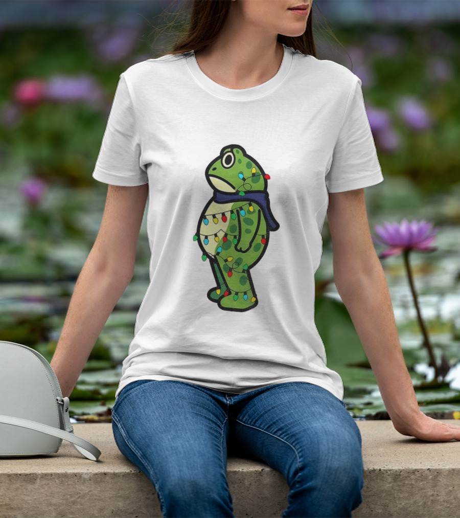 Political Portland Frog Merry Resistmas Christmas Lights Holiday T-Shirt