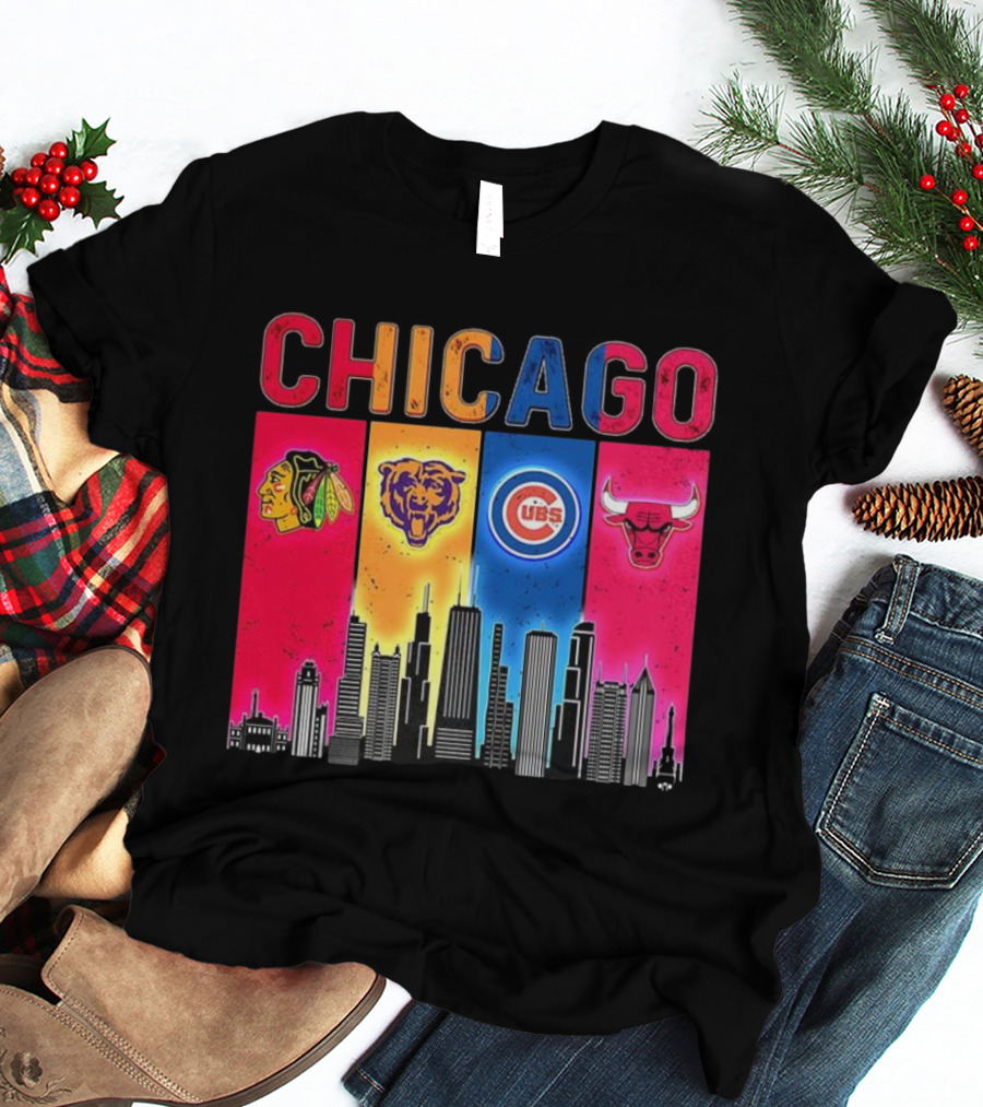 Chicago Blackhawks Bears Cubs Bulls Skyline T-Shirt