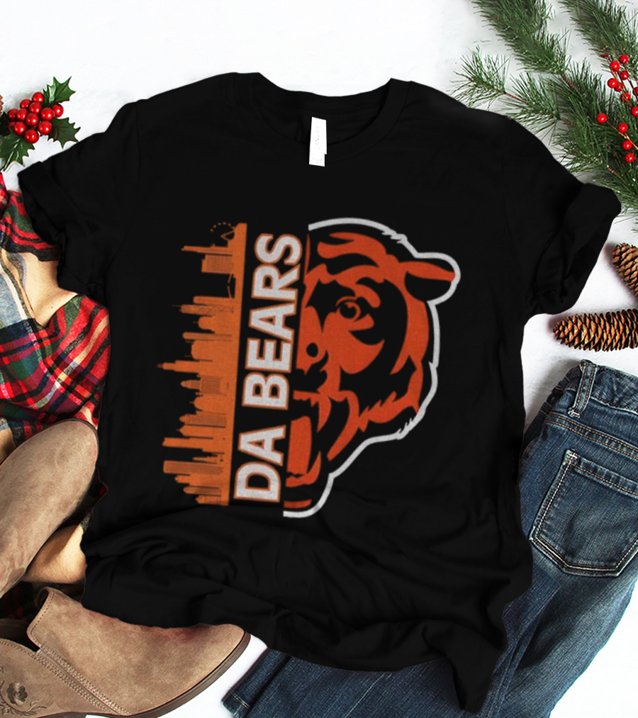 Da Bears Chicago Football City Skyline Bear Head T-Shirt