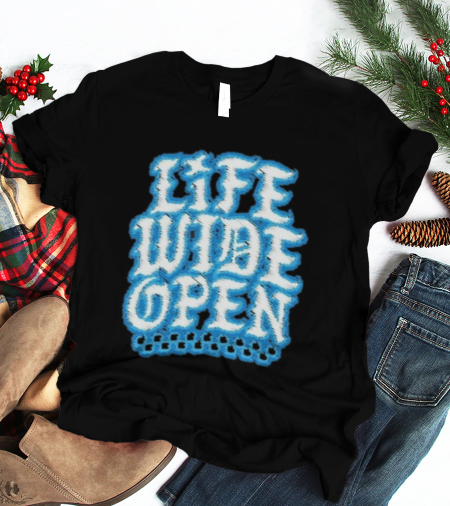 Life Wide Open Chrome Thread Cboystv Bold Blue Distressed Look T-Shirt