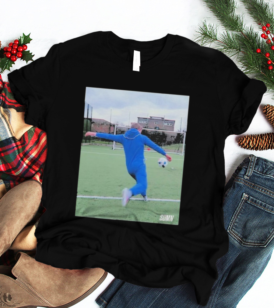Sidemen SDMN W2s Crossbar Volley Football Action Shot T-Shirt