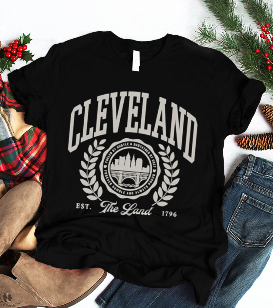 Cleveland Collegiate The Land Est 1796 Cityscape Laurel Emblem T-Shirt