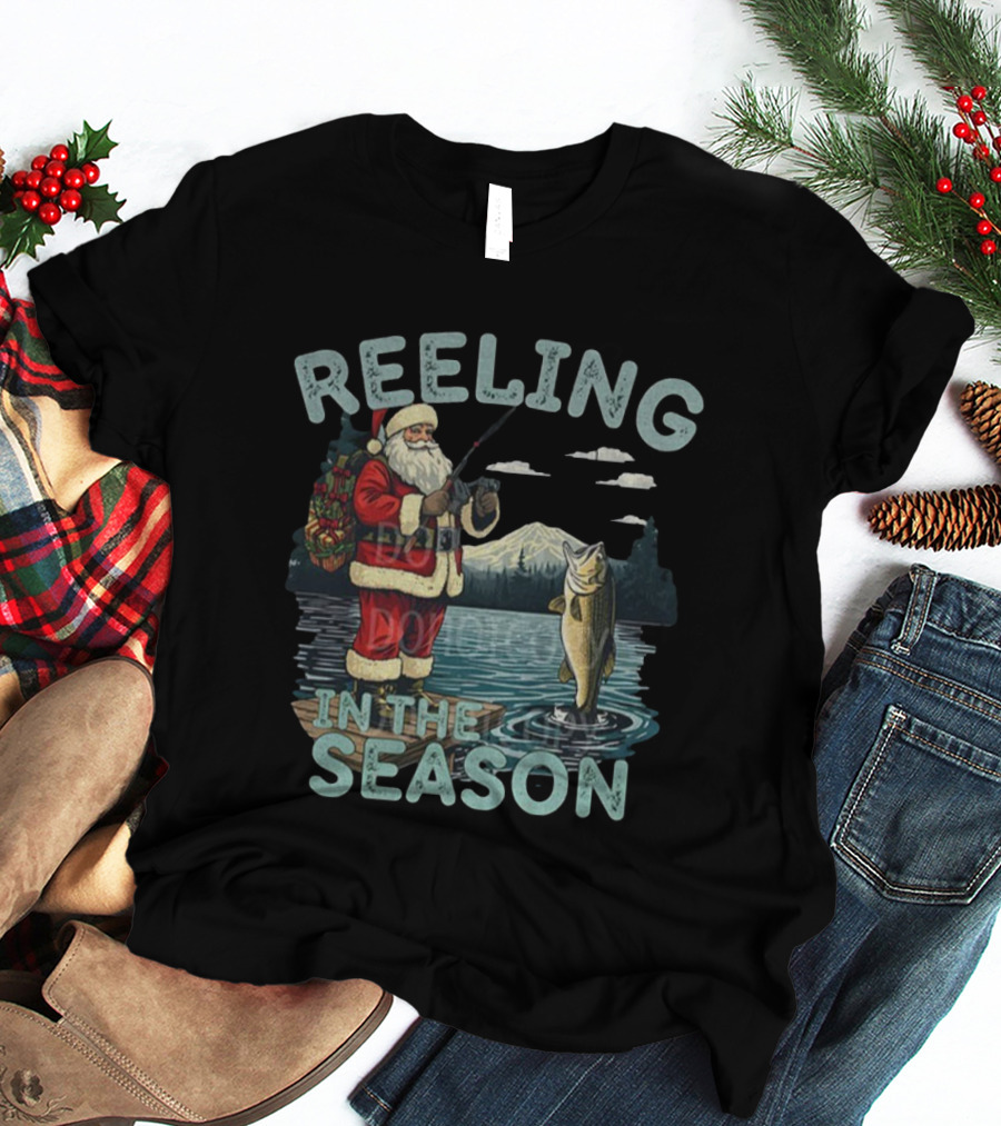 Reeling In The Season Fishing Santa Claus Merry Christmas T-Shirt