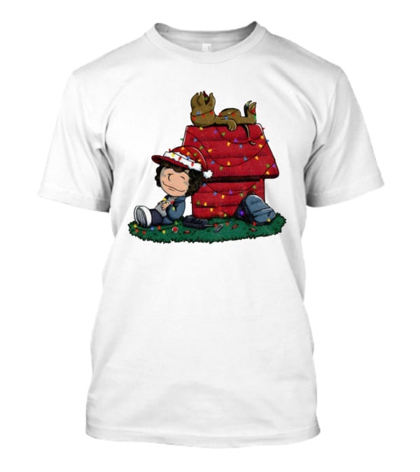 Peanuts Stranger Things Dustin Christmas Snoopy Doghouse Holiday Scene T-Shirt