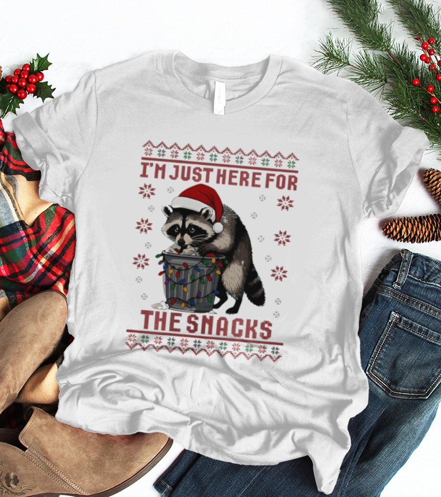 Raccoon In Santa Hat With Trash Can Lights I'm Just Here For The Snacks T-Shirt