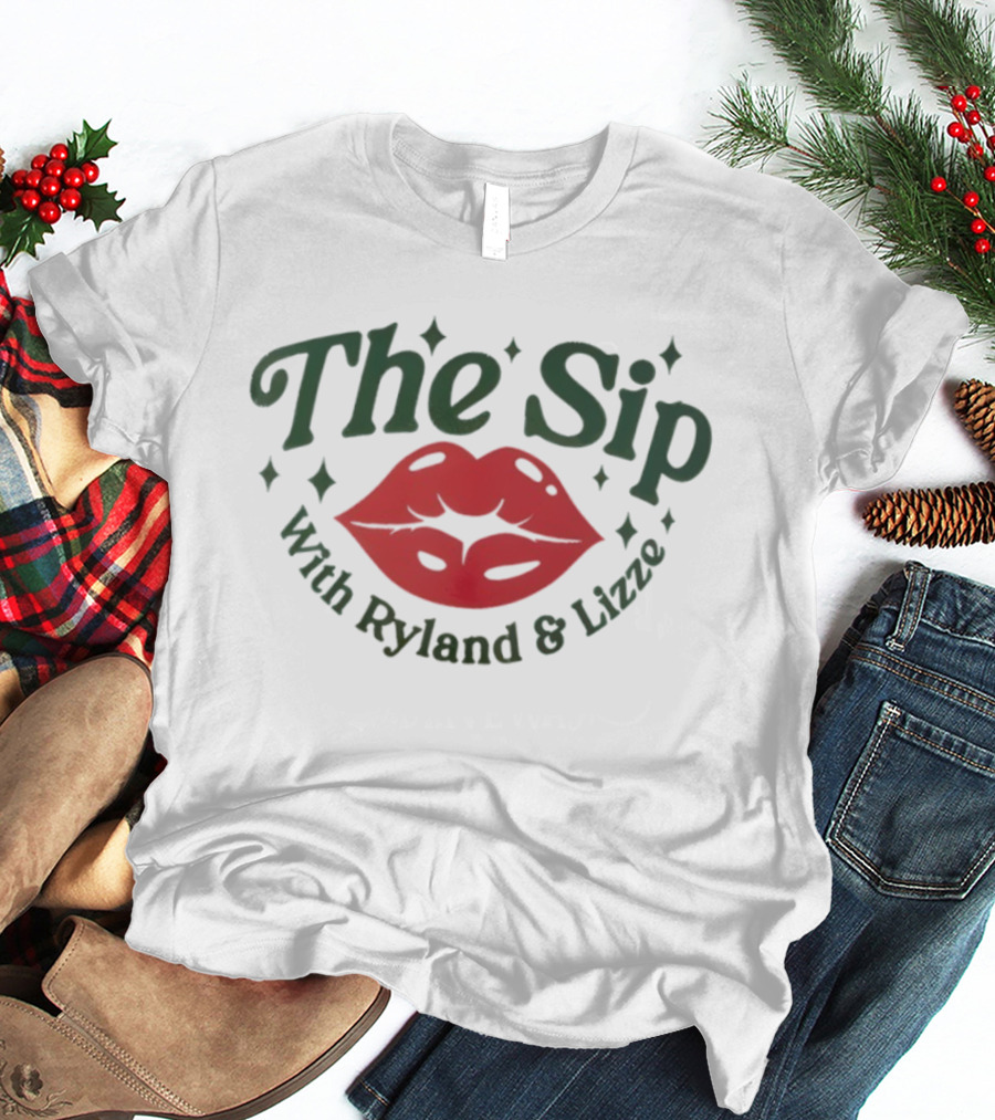 The Sip Red Lips Ryland Lizze Stars T-Shirt