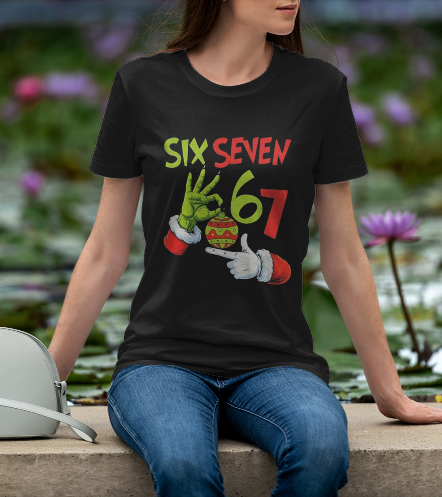 Six Seven 67 Grinch Christmas Bauble Merry Christmas T-Shirt