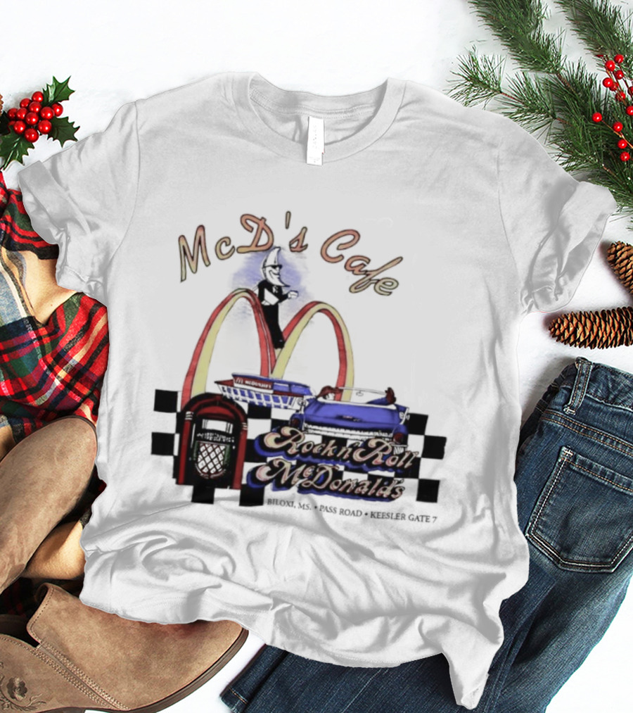 McD's Cafe Rock N Roll McDonald's Vintage Retro Jukebox Classic Arches T-Shirt