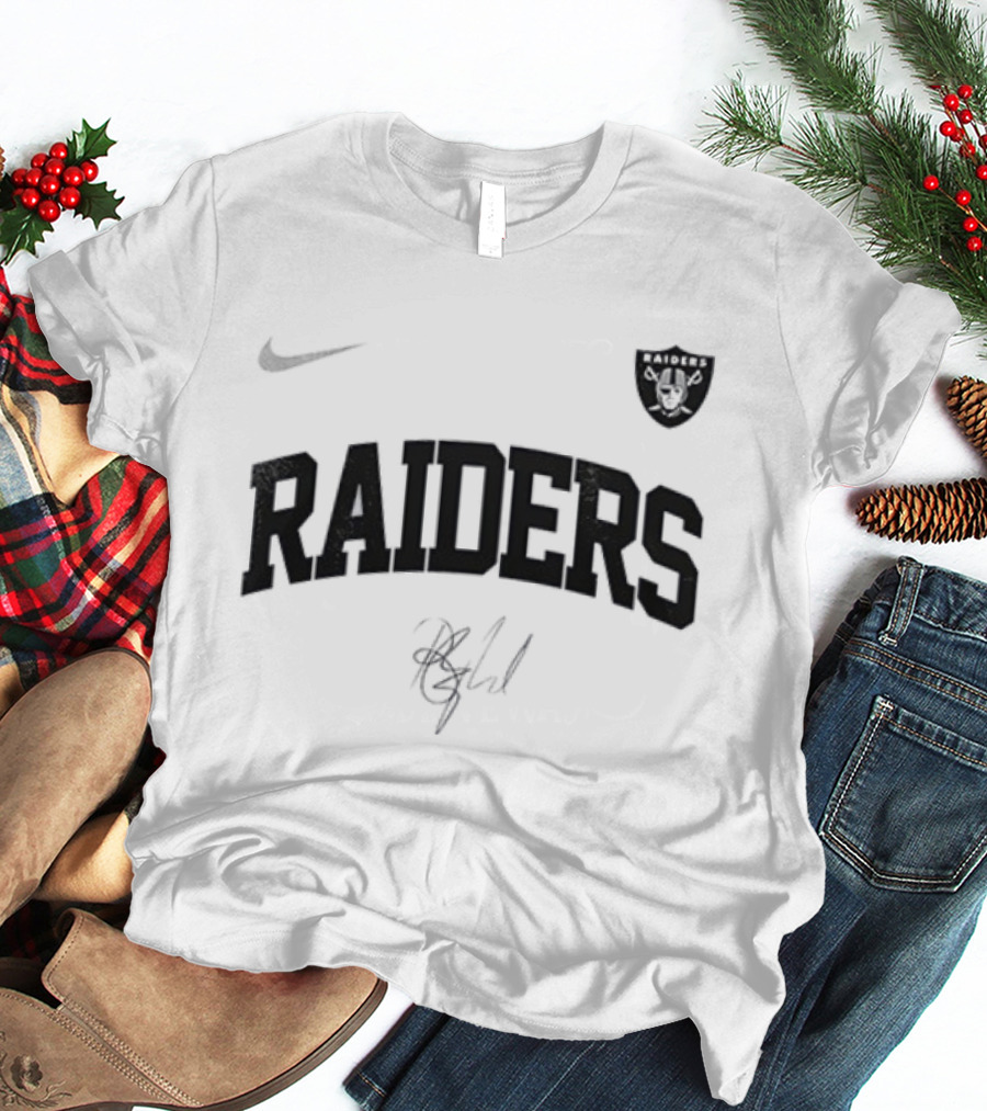 Las Vegas Raiders Barry Manilow Signature Once Before I Go T-Shirt