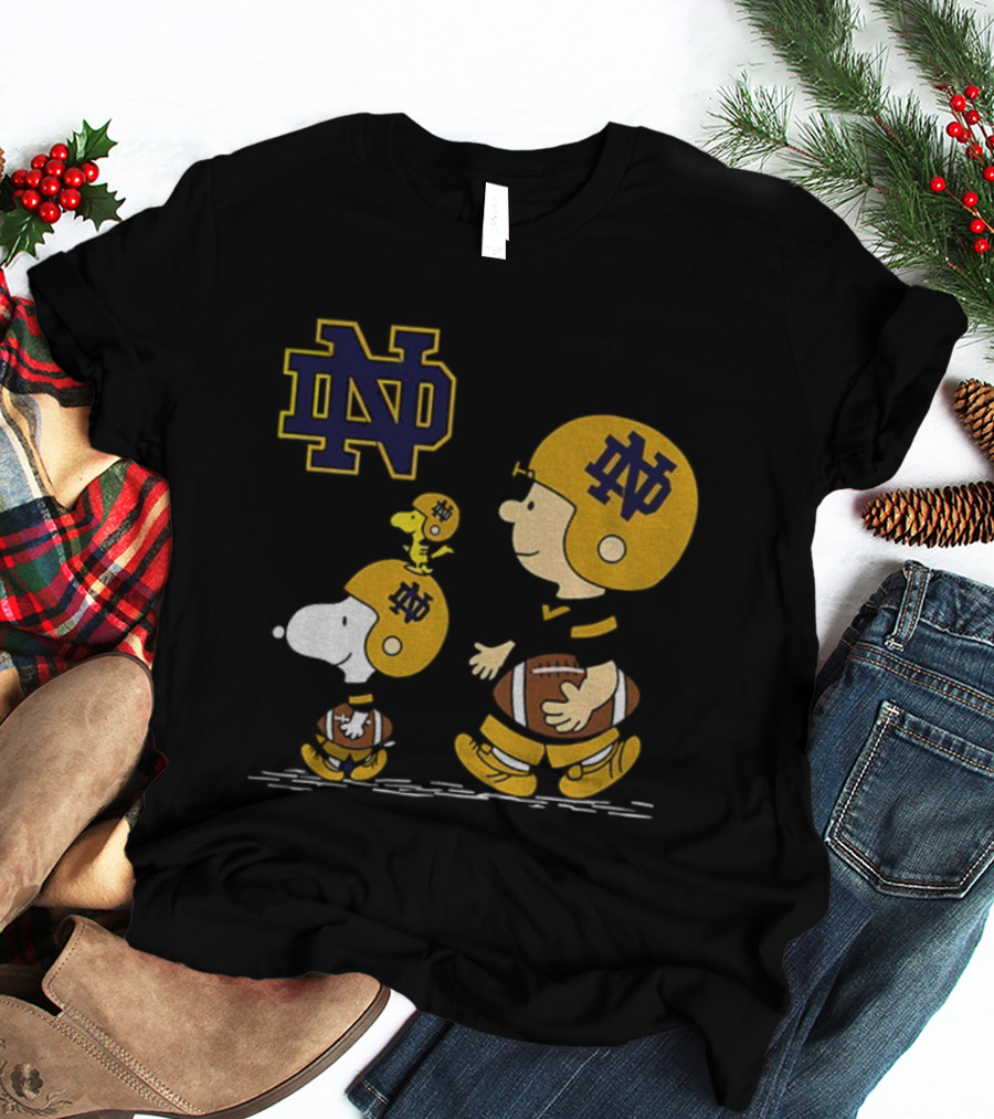 Snoopy Peanuts Notre Dame Fighting Irish Football 2025 Fan Collection T-Shirt