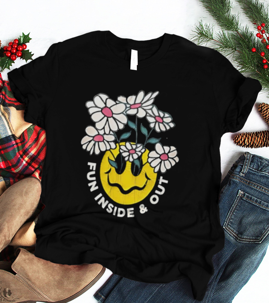 Fun Inside And Out Yellow Smiley Face With Daisies T-Shirt