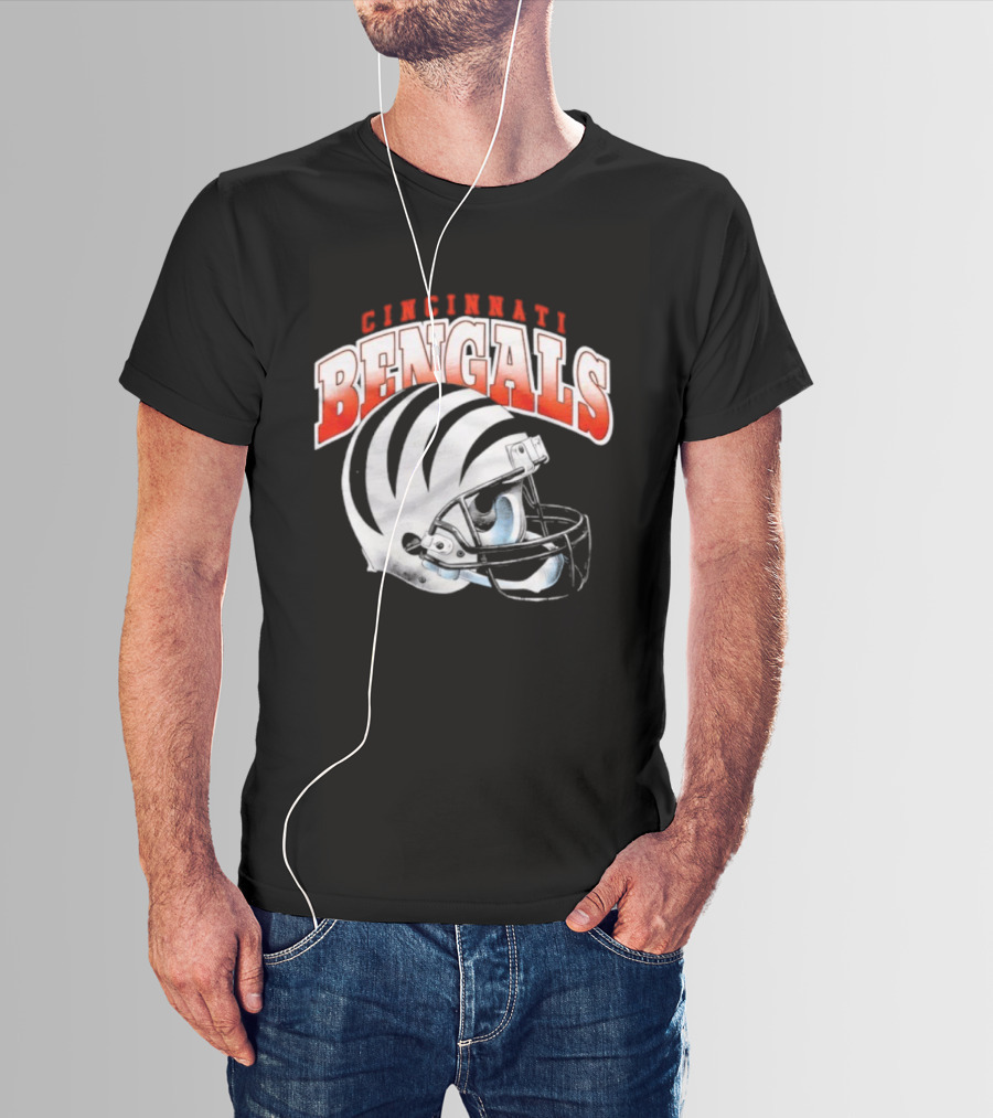 Cincinnati Bengals Gradient Helmet T-Shirt