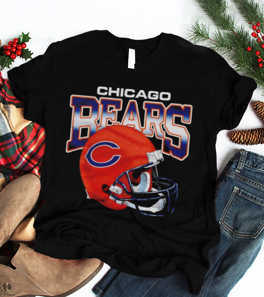 Chicago Bears Gradient Helmet Classic Team Spirit Gear T-Shirt