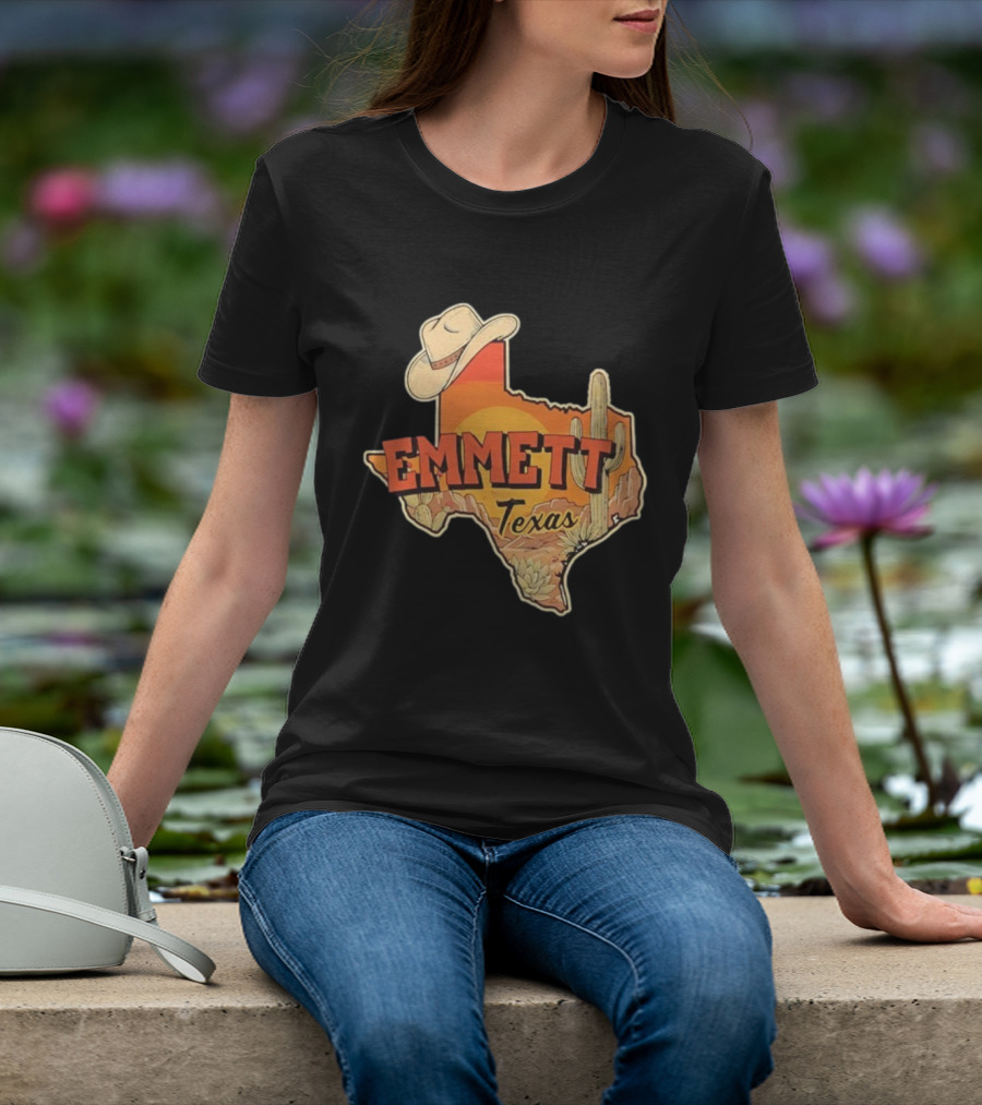 Emmett Texas Cowboy Hat Cactus Sunset Vintage Desert Scene T-Shirt