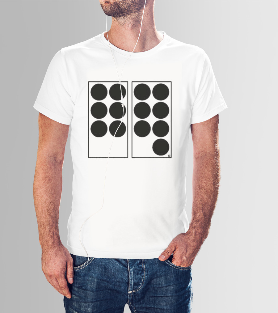 Six Seven Dots Circle Grid Pattern Retro Aesthetic T-Shirt