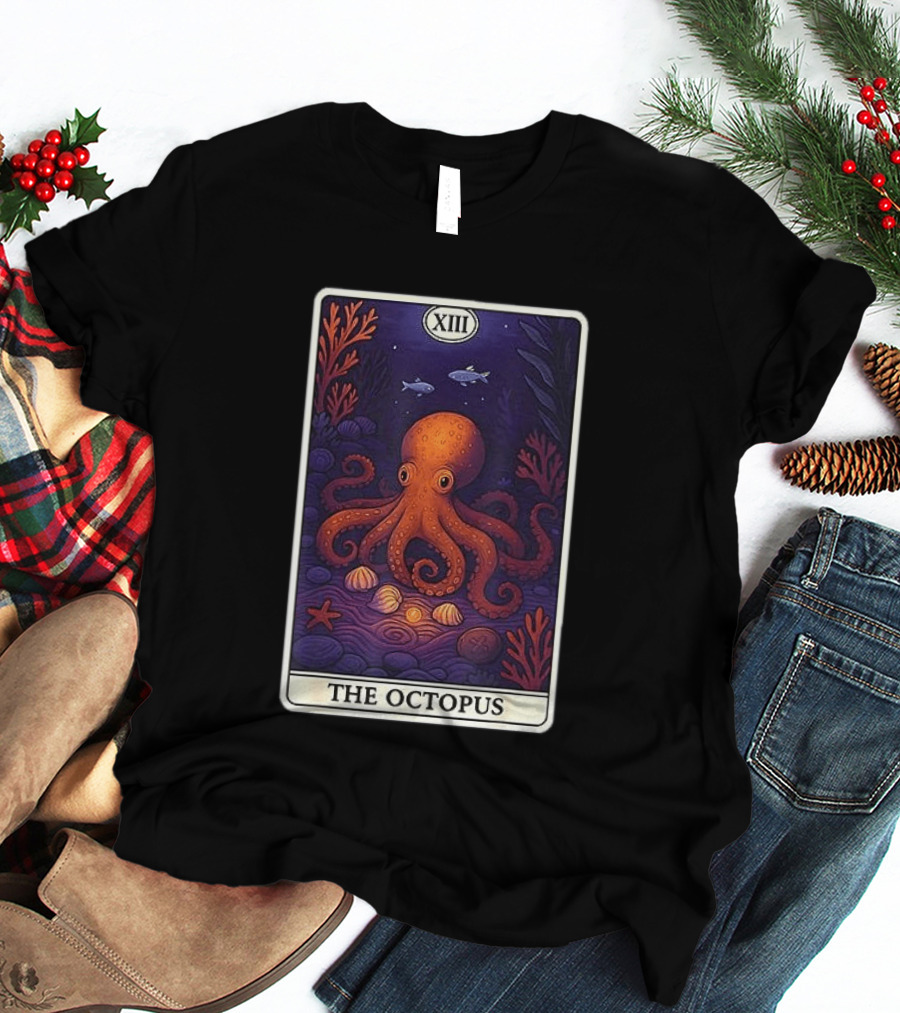 Octopus Tarot Card XIII Ocean Creatures Underwater Scene T-Shirt