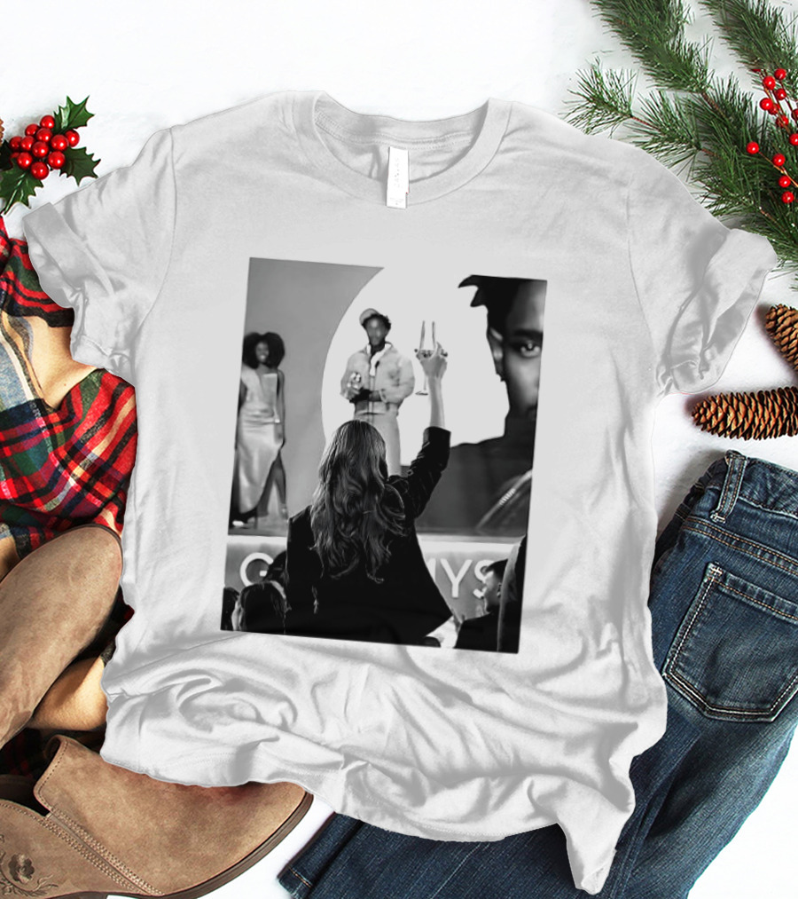 Taylor Celebrates Kendrick Lamar Grammy Win T-Shirt