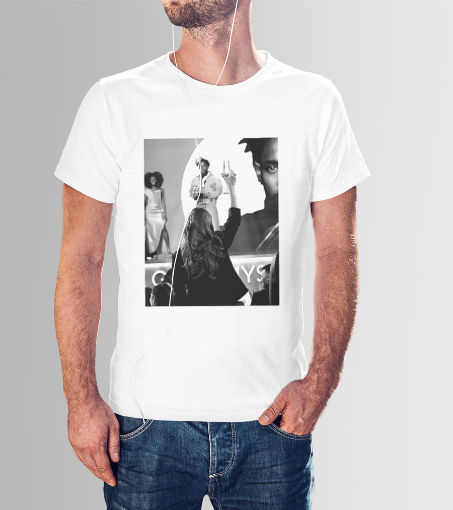 Taylor Celebrates Kendrick Lamar Grammy Win T-Shirt