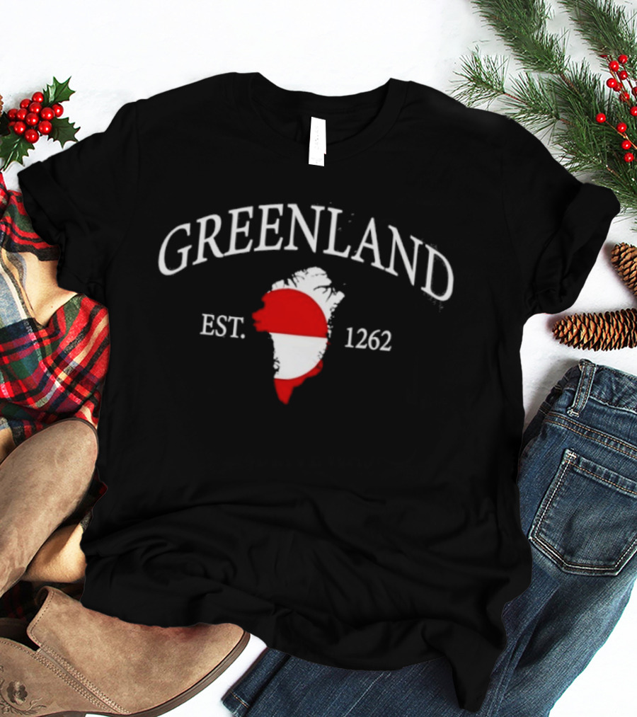 Greenland Est 1262 Map Emblem With National Flag T-Shirt
