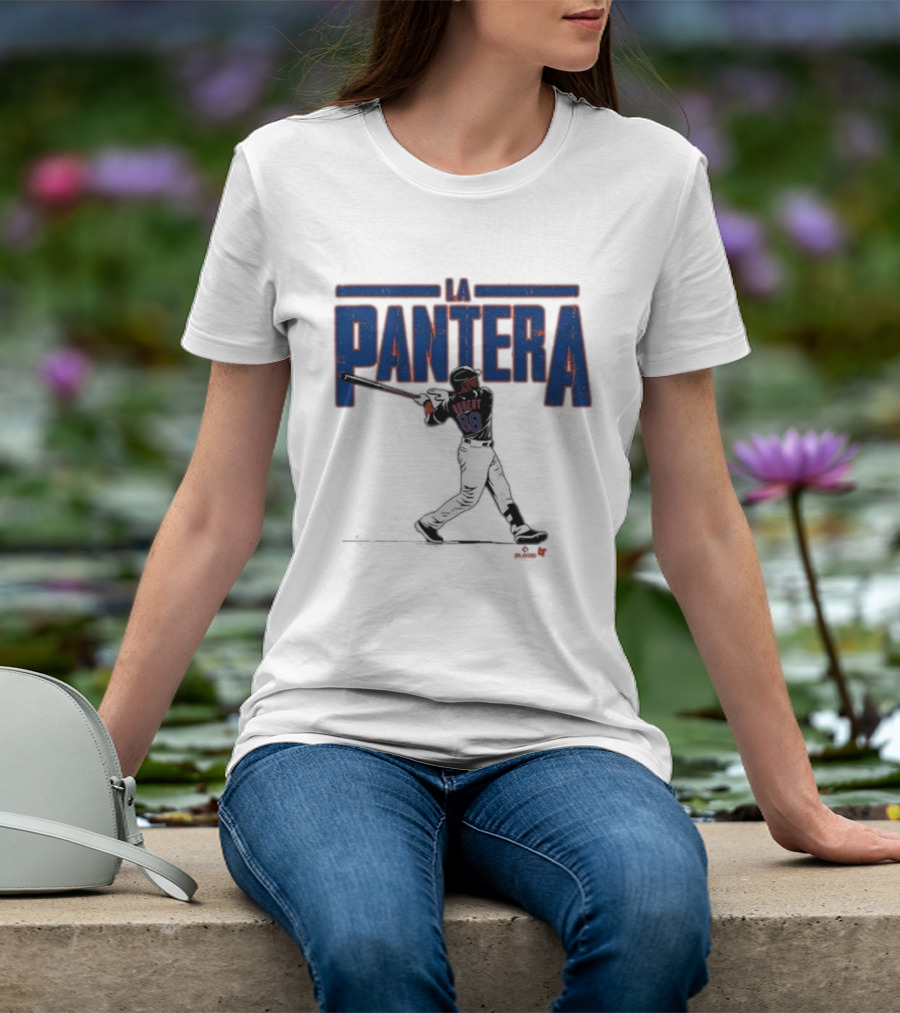 Luis Robert Jr La Pantera Baseball Player 88 Queens T-Shirt