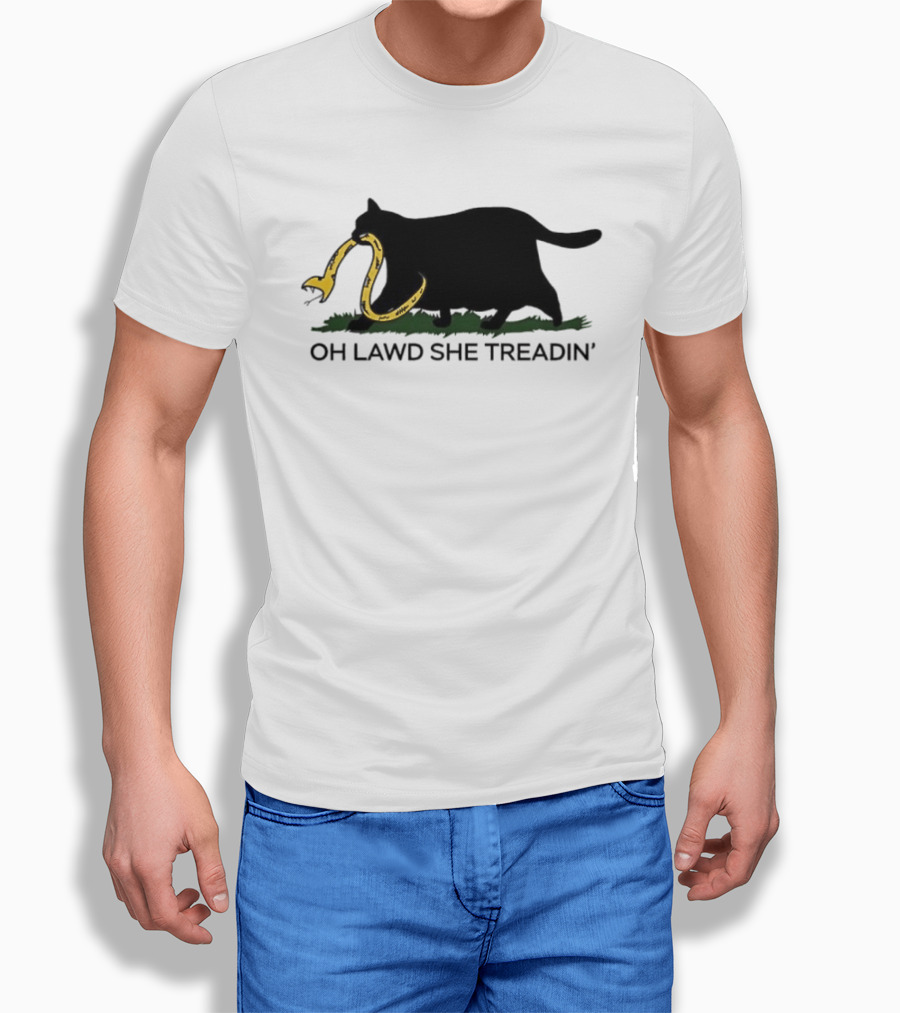Oh Lawd She Treadin' Black Cat With Snake In Mouth T-Shirt