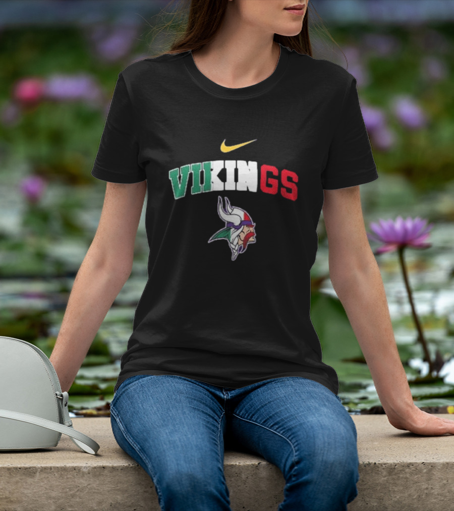 Minnesota Vikings Italia Nike Go Vikings T-Shirt