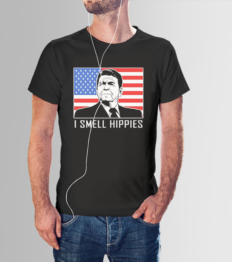I Smell Hippies Ronald Reagan American Flag Stars And Stripes T-Shirt