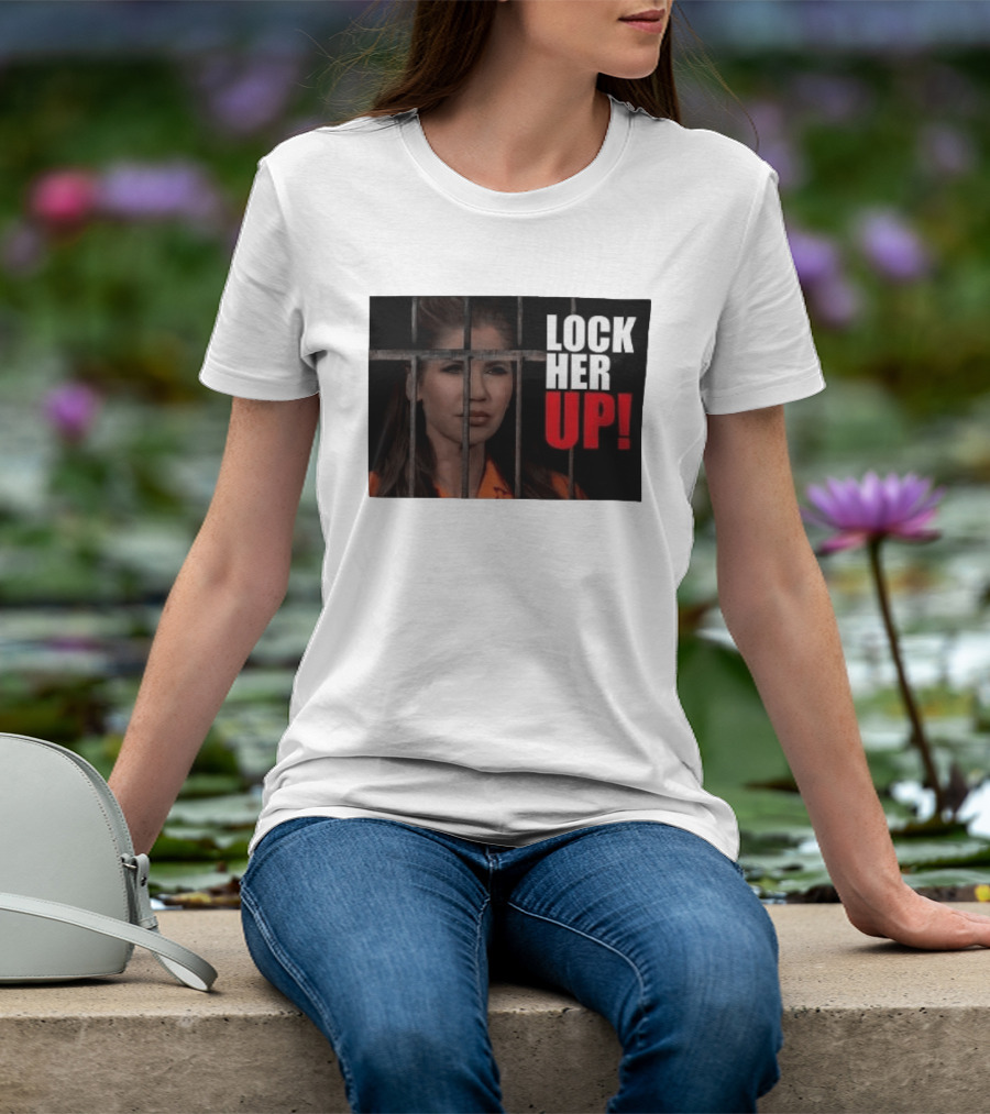 Lock Her Up Kristi Noem Bars Orange Jump Suit T-Shirt