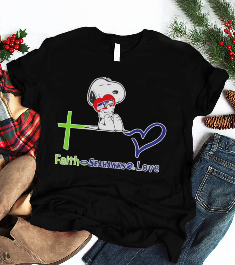 Faith Seahawks Love Snoopy Hugs Heart T-Shirt