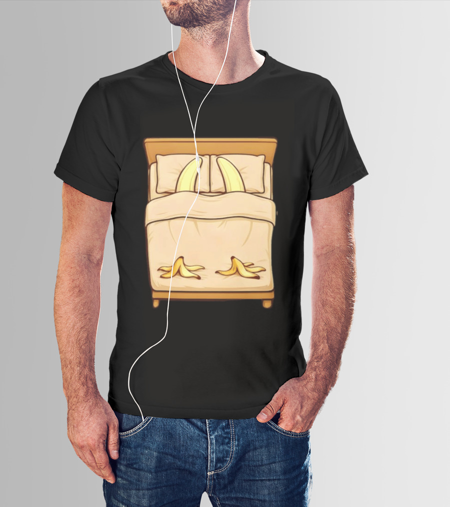 Funny Banana In Bed Sleeping Humor T-Shirt