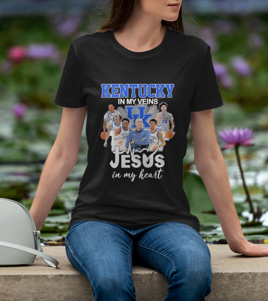 Kentucky Wildcats In My Veins Jesus In My Heart Basketball Coach Mark Pope Players T-Shirt