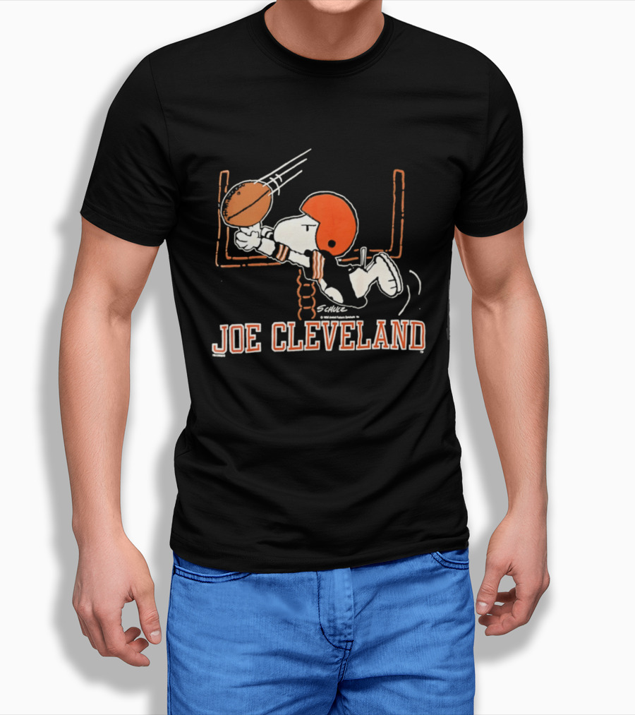Joe Cleveland Browns Football Peanuts Comic T-Shirt