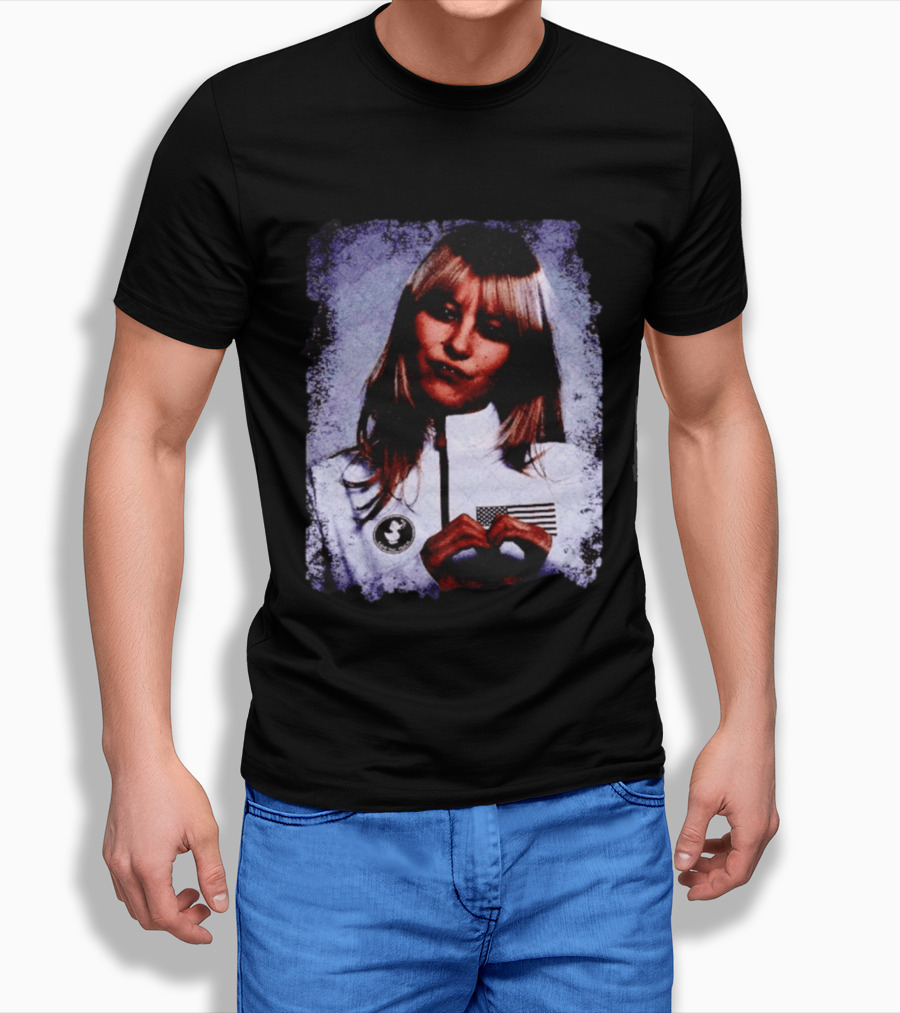 Alysa Liu Heart Hand Gesture USA Jacket T-Shirt