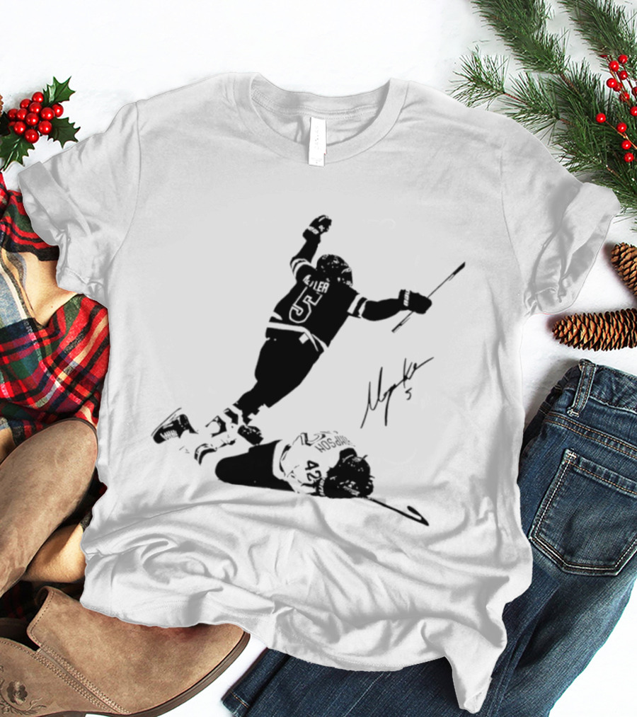 Hilary Knight USA Hockey Signature Silhouette Celebration T-Shirt