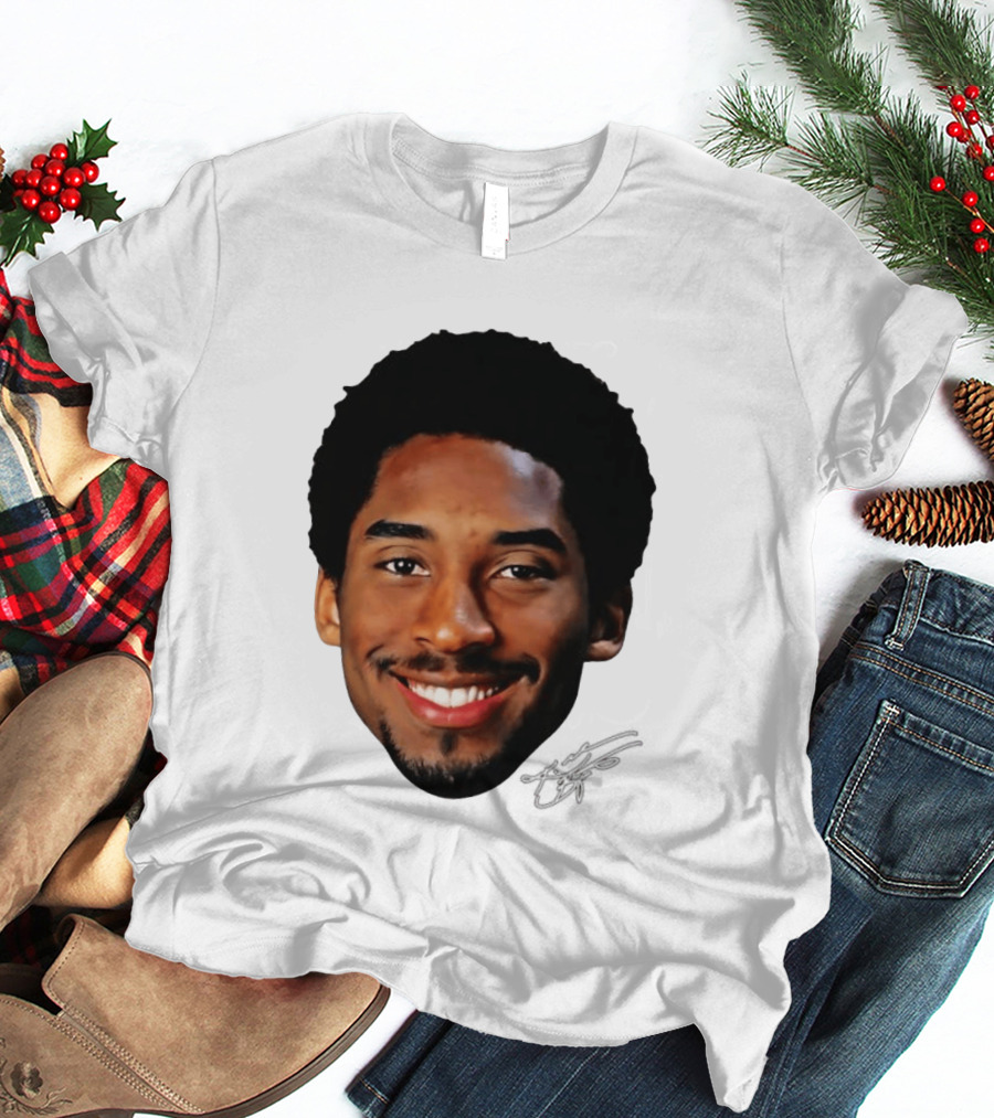 Kobe Bryant Big Face All Smiles NBA Legend T-Shirt