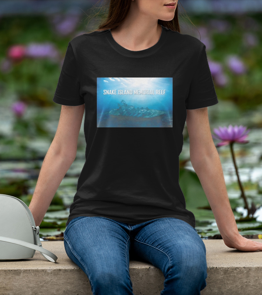 Snake Island Memorial Reef Submerged Ship Ocean Scene T-Shirt