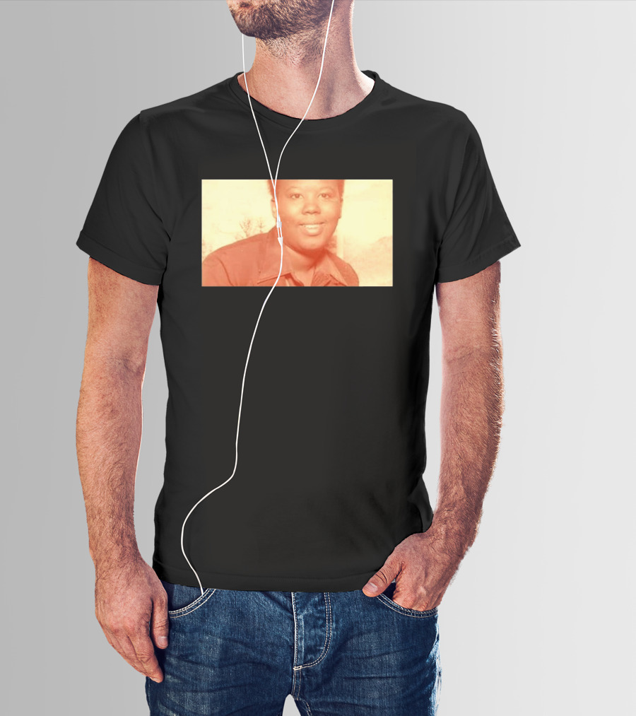 King Harris Mom Picture T-Shirt