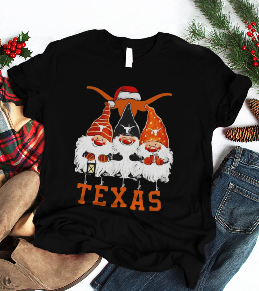 Texas Longhorns Christmas Gnomes Festive Decor T-Shirt
