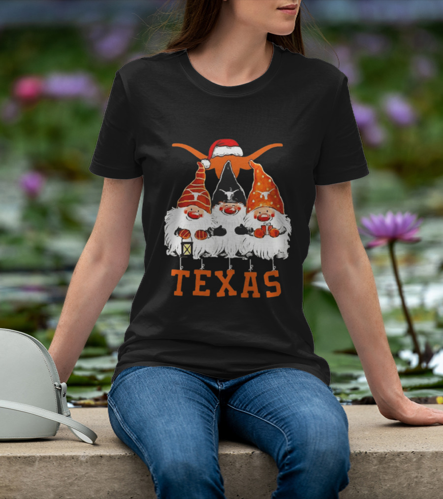 Texas Longhorns Christmas Gnomes Festive Decor T-Shirt