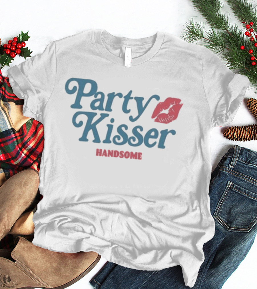 Handsome Party Kisser Lip Print T-Shirt
