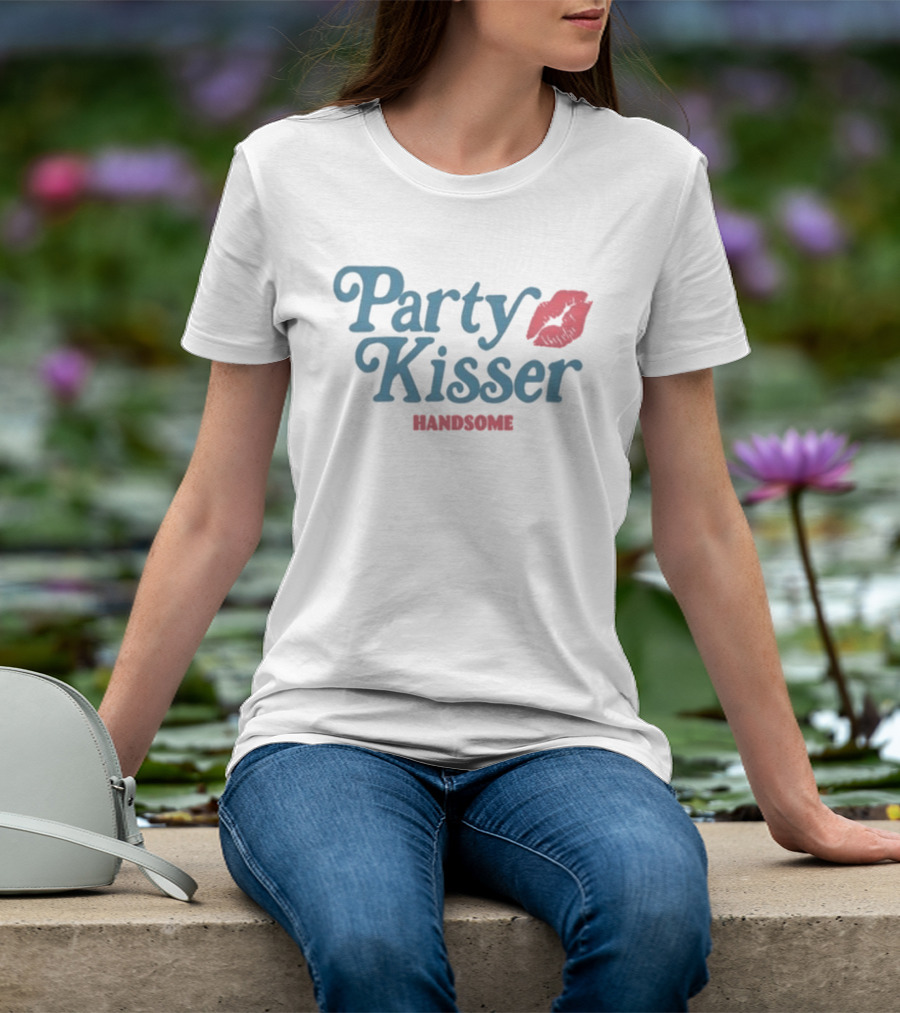 Handsome Party Kisser Lip Print T-Shirt