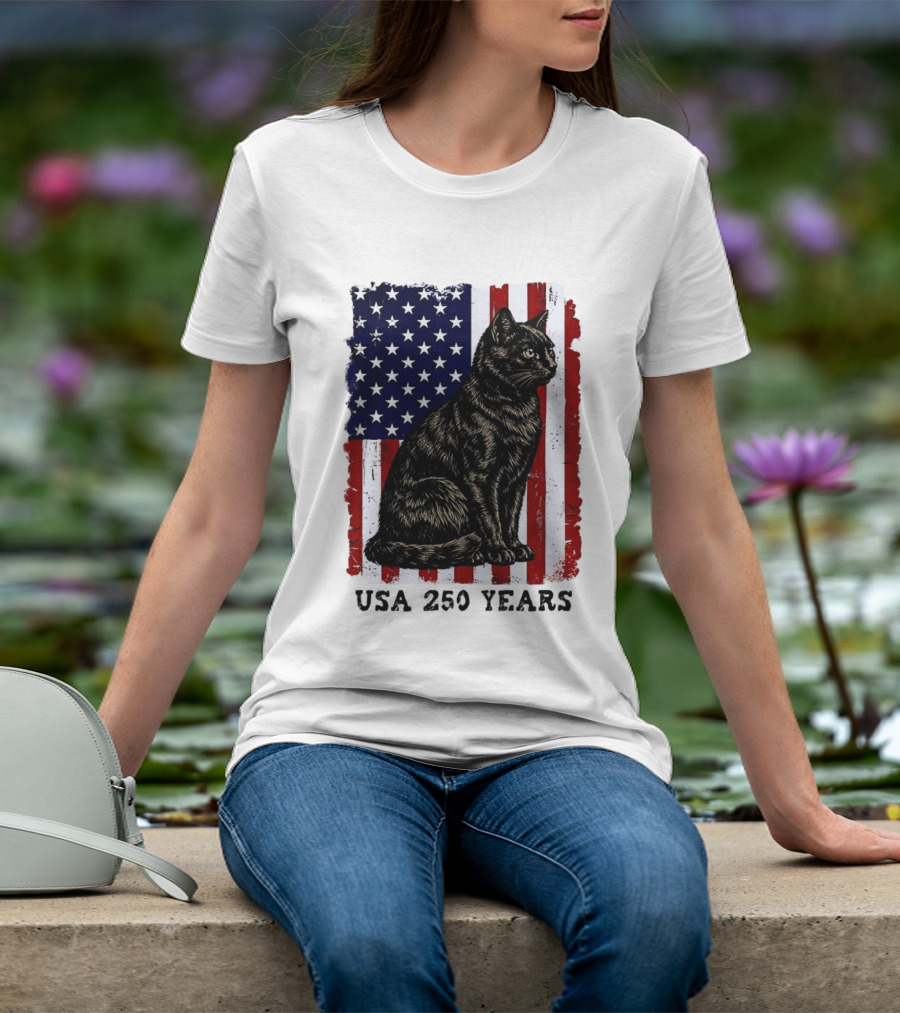 USA 250 Years Liberty Cat American Flag T-Shirt