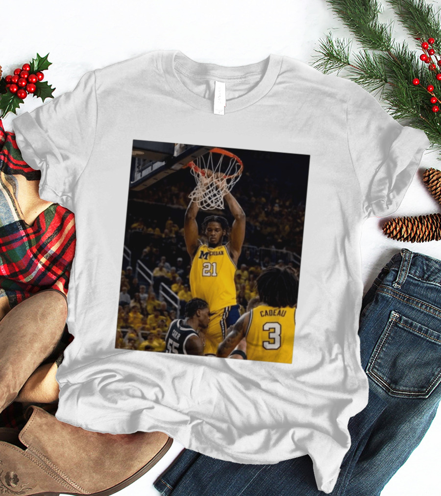 Morez Johnson Jr. Dunk Michigan Vs Carr Cadeau Basketball Moment T-Shirt
