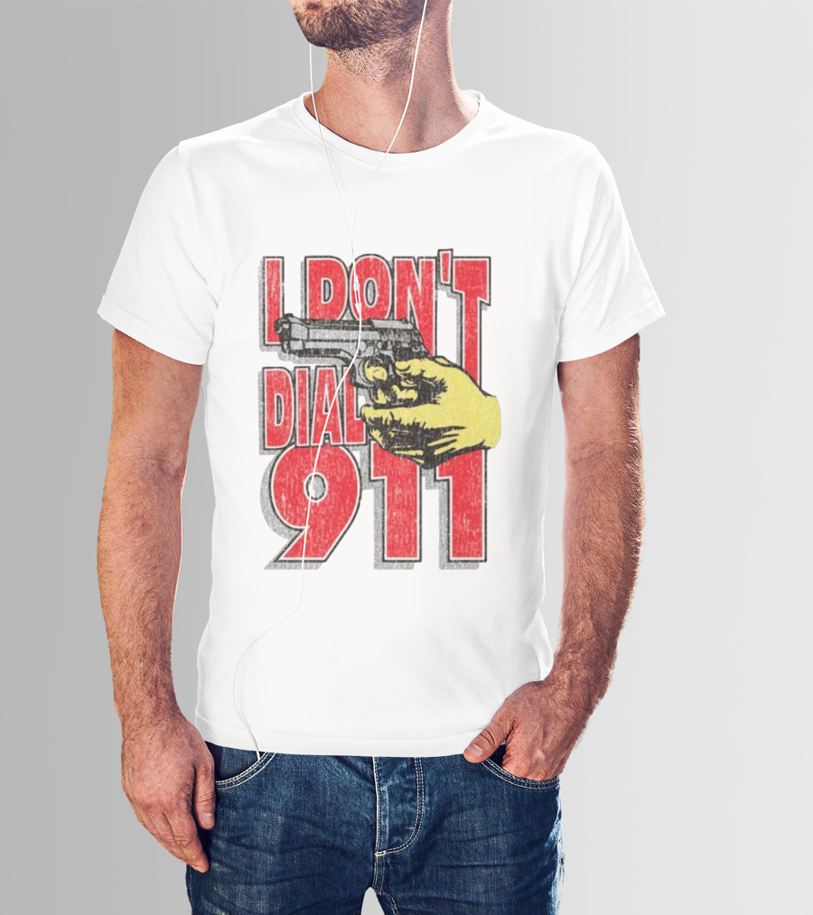 Handgun I Don't Dial 911 Retro Bold Red T-Shirt