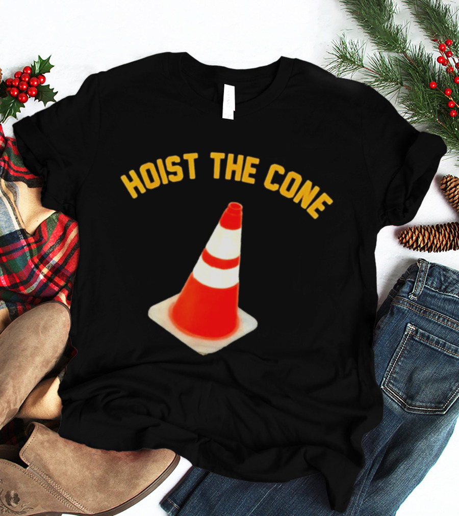 Pittsburgh Pirates Hoist The Cone Baseball Lifestyle Traffic Cone T-Shirt